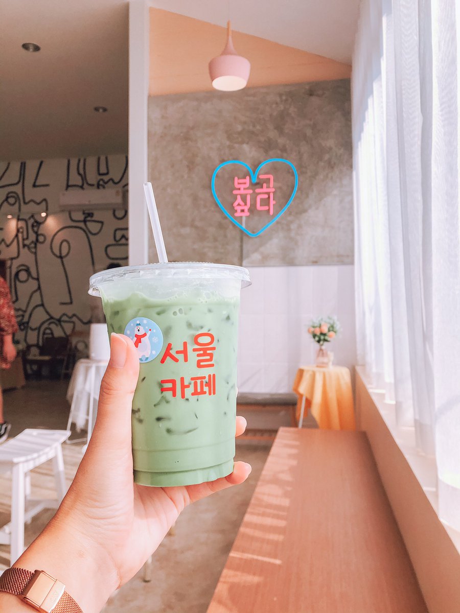 Yu_Supaporn's tweet photo. พิกัด : Seoul Cafe (สนใจ Preset สวยๆสอบถามได้จ้า) #รีวิวเชียงใหม่ #reviewchiangmai #cafehoppingcnx #cafechiangmai #คาเฟ่เชียงใหม่ #เชียงใหม่ #ที่เที่ยวเชียงใหม่ #preset #lightroom  #presetlightroom #lightroompreset #คาเฟ่ลำพูน https://t.co/sNnHFDs8si