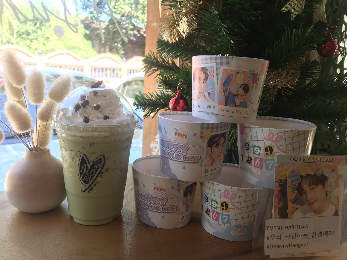 AcocoA100's tweet photo. แจกแล้ววันนี้ค่าาาา มารับกันได้นะคะ
Hangul อ้อนไม่ไหว cup sleeves น่ารักมากกกก 💕 งื้อออออ มารับได้ที่ Acocoa cafe เลยจ้า 😍🥳 ช้าอดหมดน้าาาาา 🎉🤩
#HAPPYHANGYULDAY
#HANGYUL #acocoaupdate https://t.co/rO6w5XCdsW
