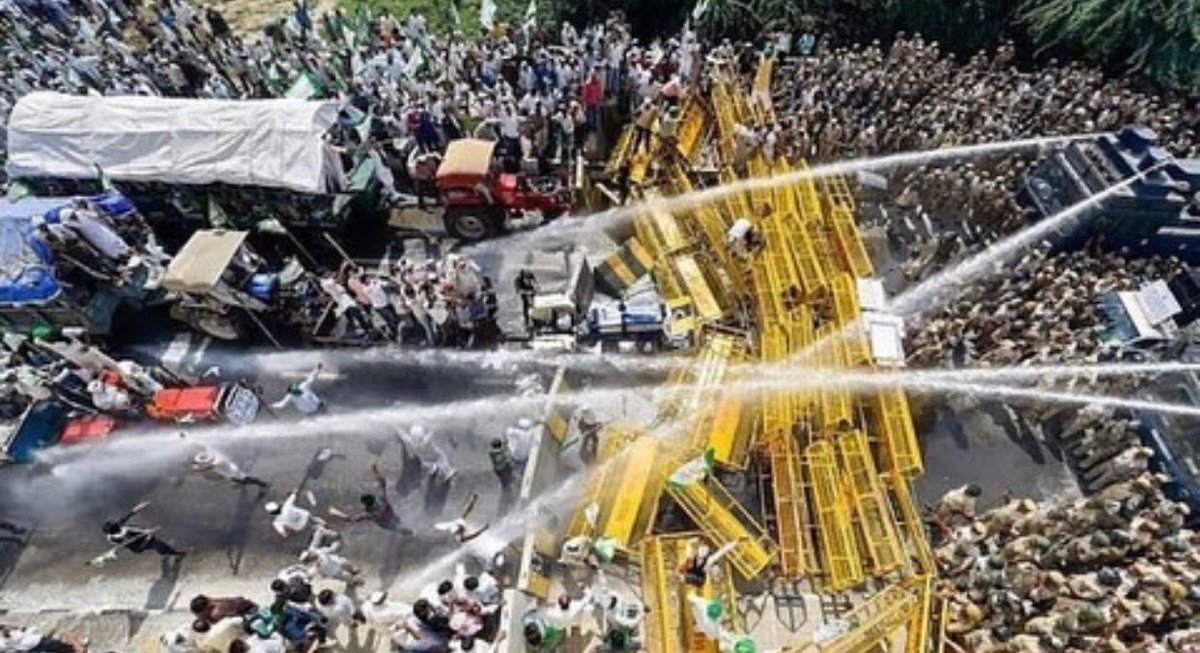 imshaukatali's tweet image. We Stand with Farmers  
सरकार किसानों की माँग को मान कर उन्हें इस बात का विश्वास दिलाये के सरकार उनके साथ है 
#FarmerProtest #ISupportFarmerProtests 
@asadowaisi @aimim_national