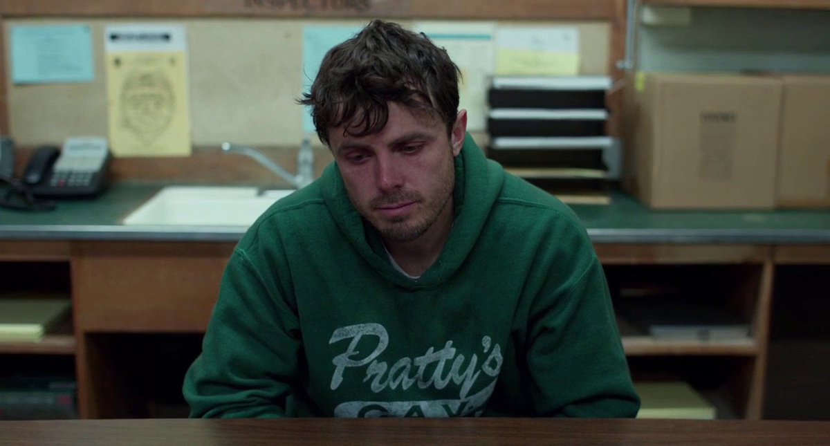 Манчестер у моря (2016). Манчестер у моря трейлер. Манчестер у моря трейлер. Манчестер у моря постер. Кейси аффлек фото.