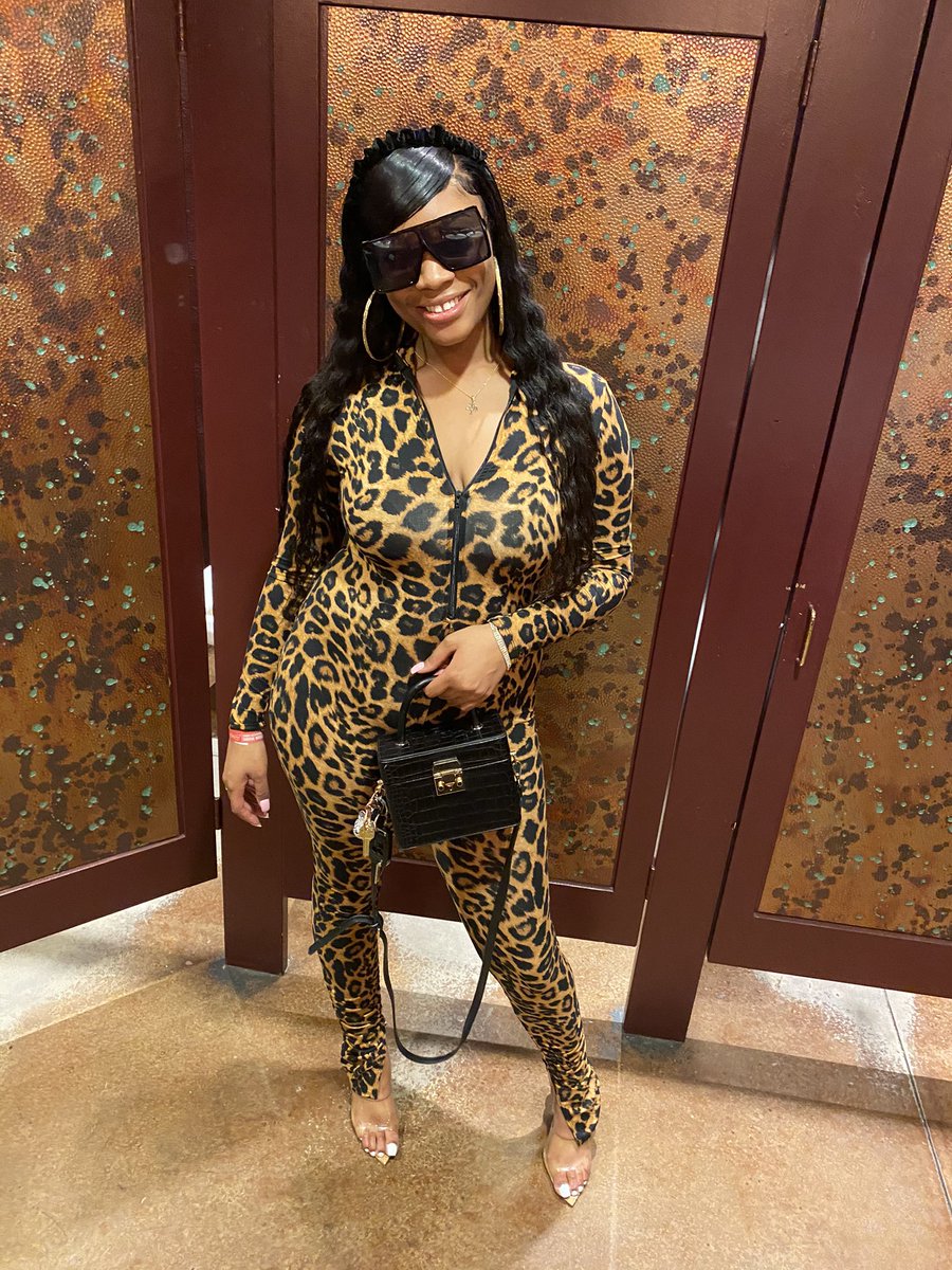 keshayee_'s tweet photo. It’s a bad bitch party, you can not get in 🤎 https://t.co/B1YKY3eMWl