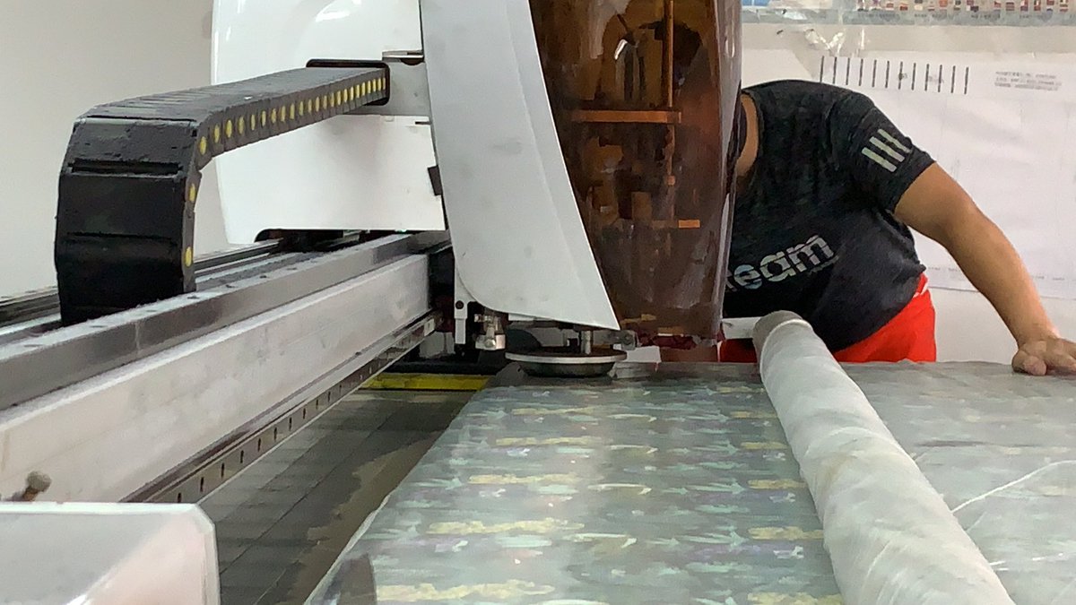 ClalerGarments's tweet photo. Men's underwear fabric cutting, automatic fabric cutting machine to ensure the underwear size is more accurate.

#mensunderwear #mensboxers #boxerbriefs #fabric #underwearfactory #underwearsupplier #manufacturer #mensgarments #comfortableunderwear https://t.co/3e2JVDmUMw
