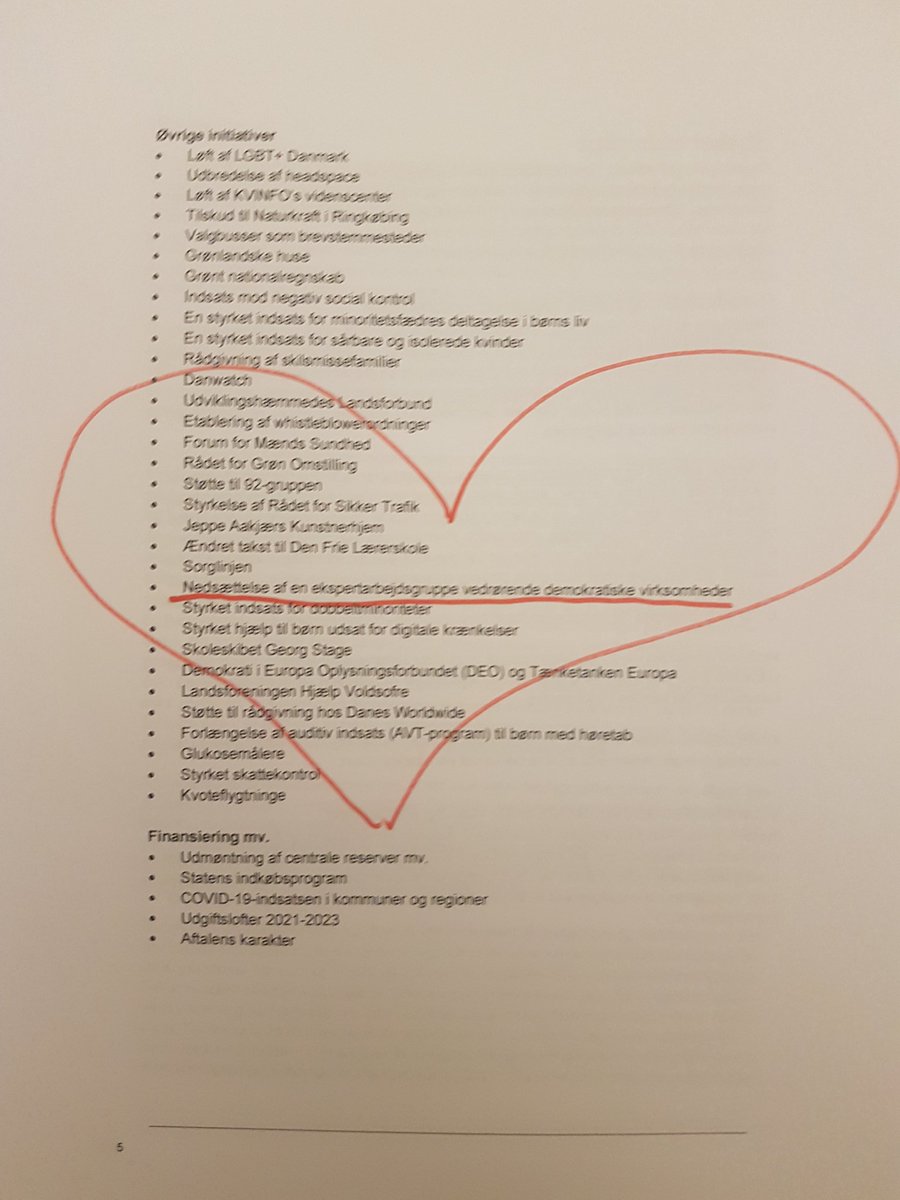 PinstrupJ's tweet photo. Danmark har fået et Medejerudvalg! Søndag middag blev demokratiske virksomheder skrevet ind i finansloven 2021 m. 3 millioner i rumpen. Kæmpe tillykke til alle, der har arbejdet for den vigtige dagsorden. https://t.co/yQmDibdpOa
