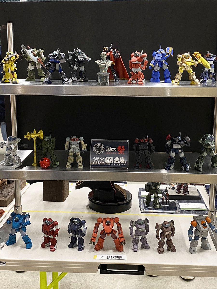 poke_09gc's tweet image. #百年戦争記 お疲れさまでした。
当日はほぼ寝てなくてヘロヘロでしたが、ようやくひと心地つきました。

クリムゾンアイズで22機という、なによりもオレが見たい展示で、今もニヤニヤが止まらないw

見にきてくれた方々ありがとうございます！

あと、会場のトイレのふたが可愛かった。
#crimsoneyes