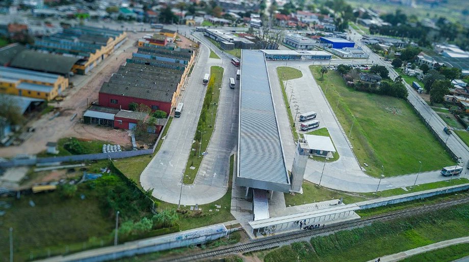 godwinmbogo's tweet photo. Construction of Mbezi Bus Terminal in Dar es Salaam, Tanzania is nearing completion. 

The bus terminal will have the capacity to accommodate 700 buses and 80 small vehicles at a go. 

It will also have outside parking capacity for up to 1,000 vehicles. https://t.co/AAFcBOOjoW