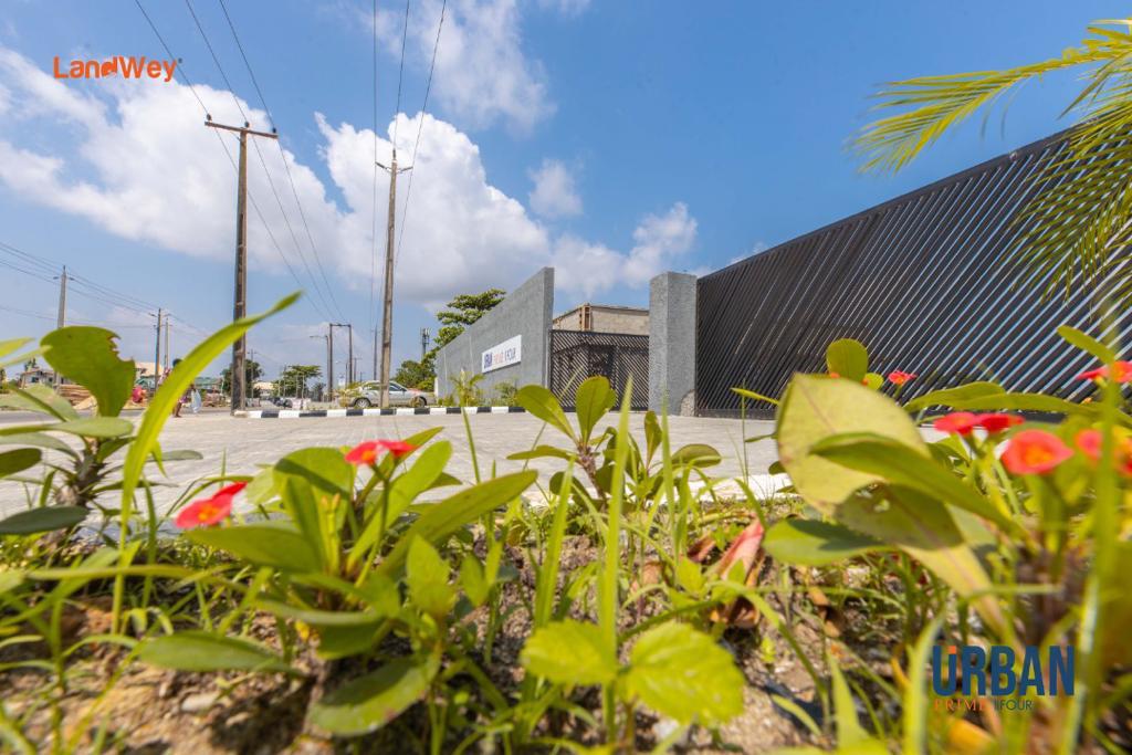 mabcodeehomes's tweet image. 