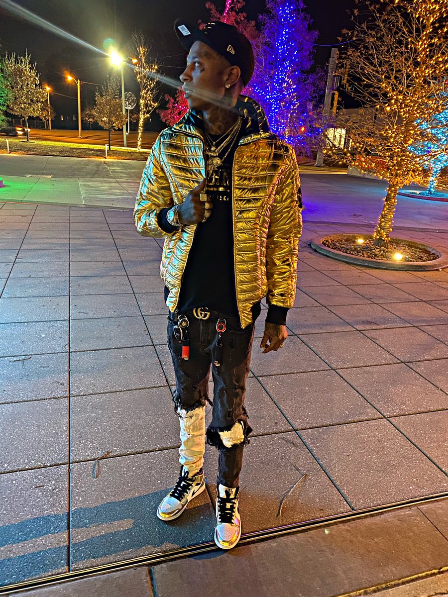 FlyGuyKizzle100's tweet photo. If Yeen Haven No Cheese💰💸 You Can’t Come Standin Next To Me💯 #HME🥶🔨 https://t.co/KqpuNKBmdN