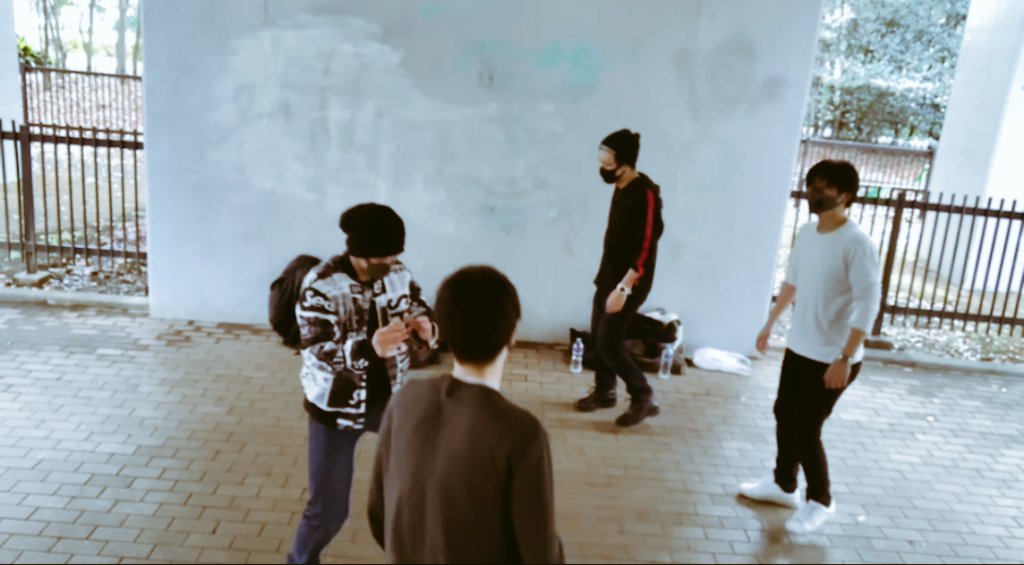 YoheiSato_TAP's tweet photo. #ProBIGBANG が誇るスーパーダンサー #2CASA による本格ダンスレッスン😆❗
実は、我がチームのパフォーマンスはプロダンサーの彼の指導に支えられているんですよ✨✨
まだまだ #ProVision には多種多様な才能ある人材が揃っています😆❗
彼らの力を引き出すことが #エンタメ部 の使命なのですッ‼️✨✨ https://t.co/O9O2Pq5fwk