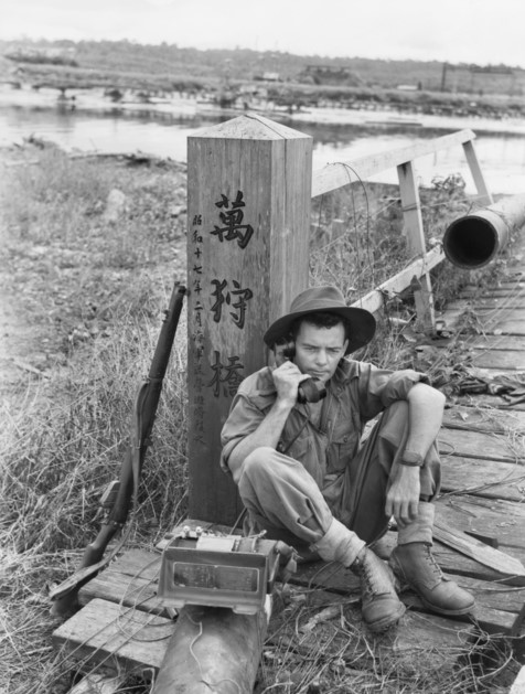 9. Special mention should be made of Gnr Ivor Edge....who positioned himself on the Southern end of Manggar village bridge and maintained communications with 2/14th Bn & 2/5 Regt HQs.  #WeHaveWays