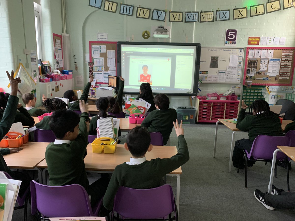 princessmayy6's tweet photo. We had a very informative assembly by Arsenal Football Club today, all about why languages are so important! #AFCCommunity https://t.co/XrnQMeomDI