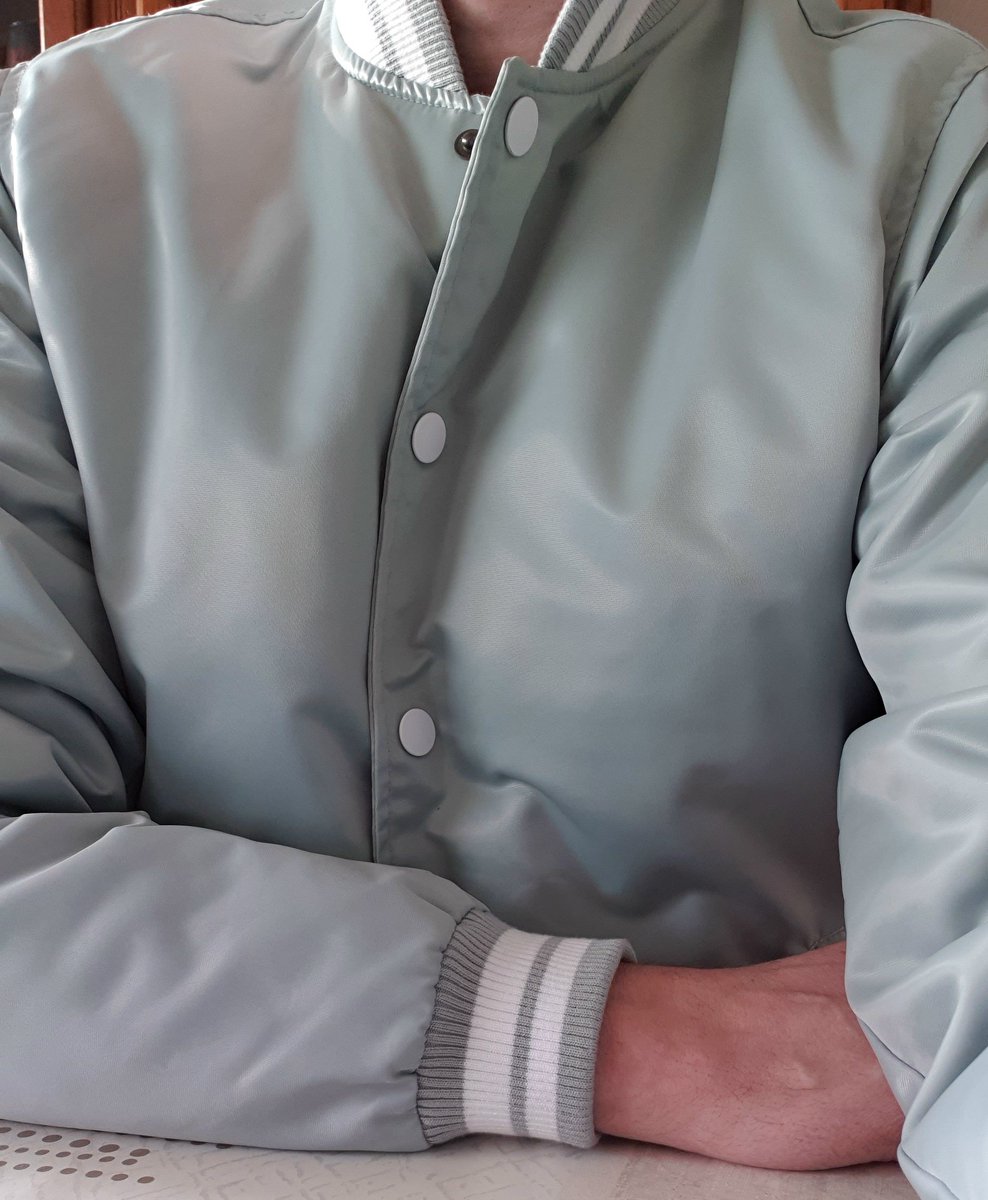 ledger_phoenix's tweet photo. Home working with baseball jacket. #nylonjacket #shinyjacket #nylonlover #baseballjacket #starterjacket #bomberjacket #bomberjack #phoenixledger #gayboy #fetishboy #LGBTQ https://t.co/mrnekD5pvV