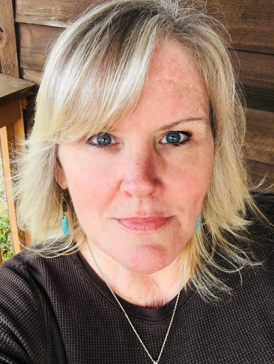 DenyJean1's tweet photo. Over the weekend my children did a “Mommy Photoshoot”- they wanted me to embrace my age and myself, who I am, and where life is taken me. I am 55 years old and just learning how to live life on MY TERMS #IamWoman #ProudNonna #MomLife #SeniorCitizen https://t.co/69cMbm4Maz