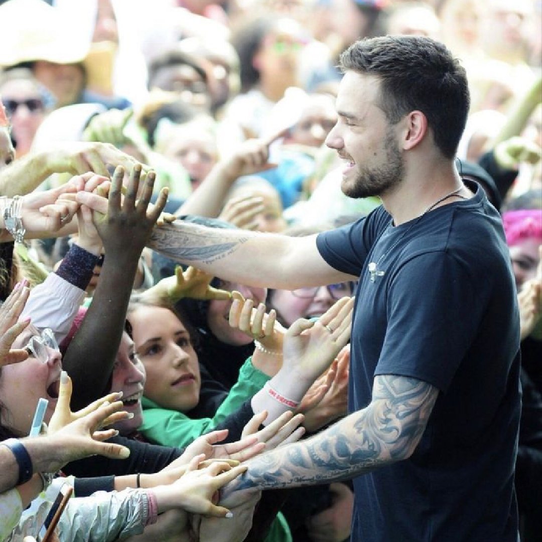 he doesn't like his fans