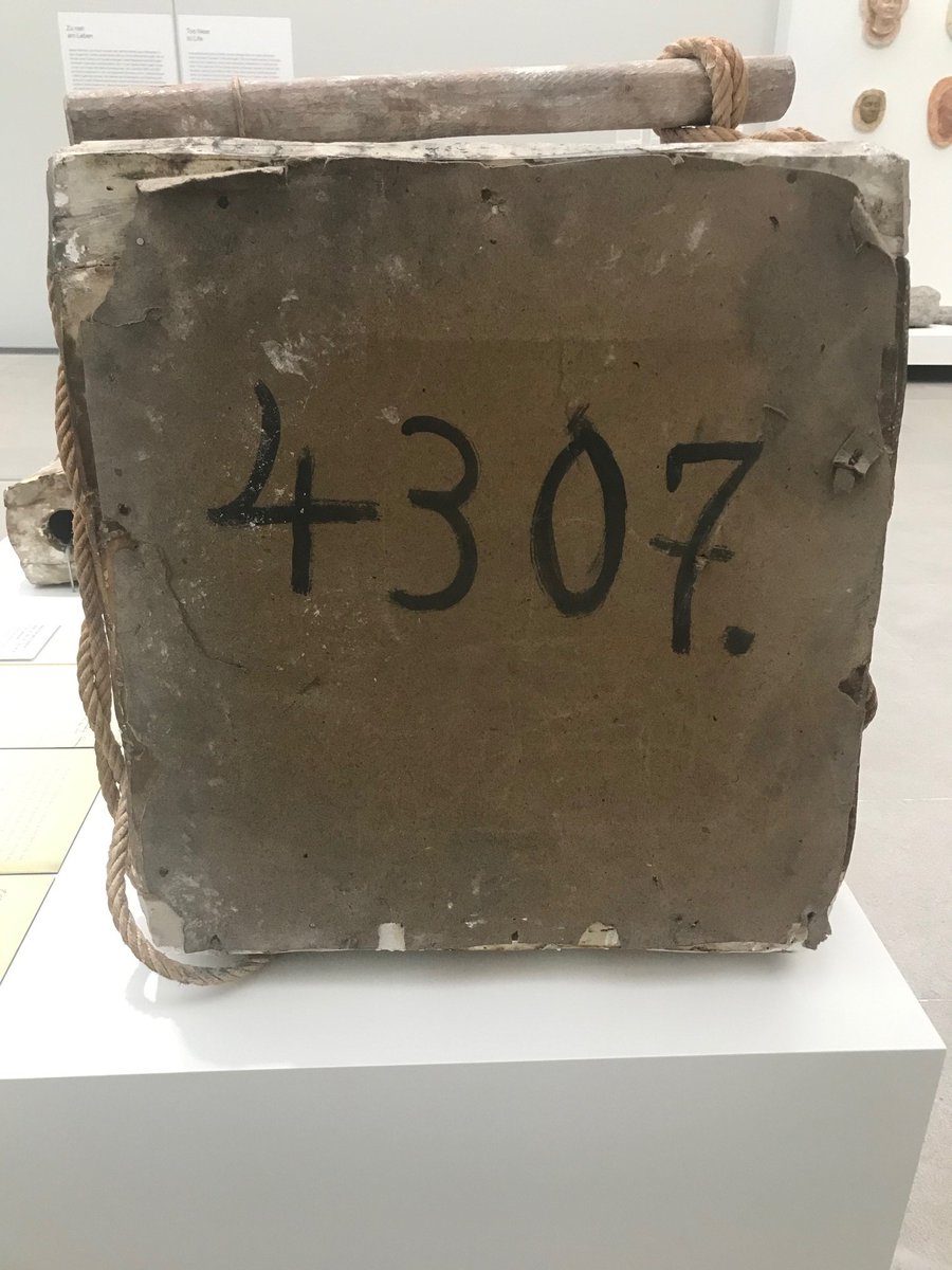 Kiki_Museo's tweet photo. #MuseumsUnlocked CASTS:
In 2019 and 2020, the #NearLife exhibition celebrated the 200th year anniversary of the #Berlin #Gipsformerei - one of the most important recognitions of #plastercasts as objects in their own right. https://t.co/LENsRA5Bkd