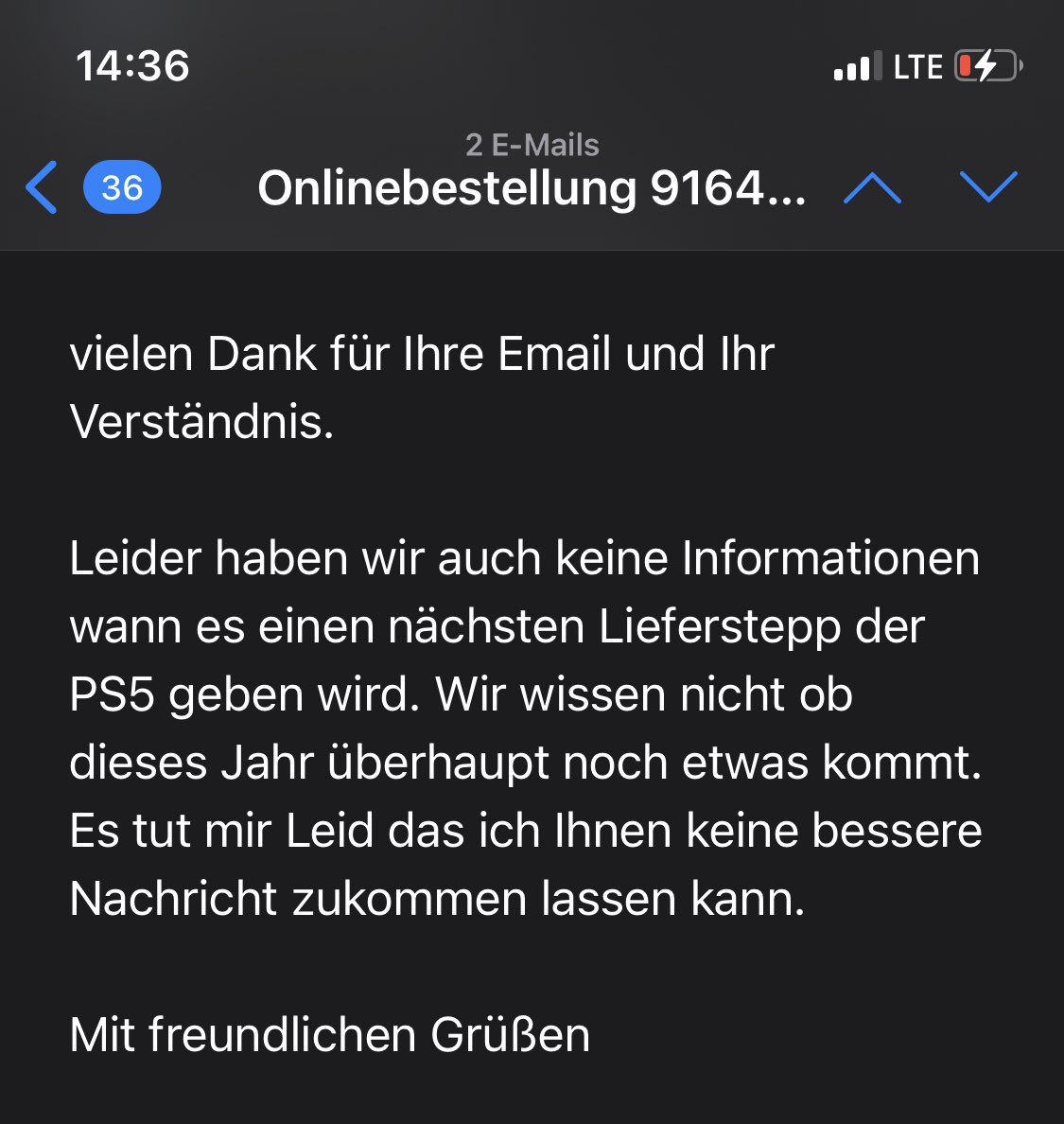 DaniRysh's tweet photo. Auf Anfrage direkt in der Filiale....  #WoBleibtMeinePS5 https://t.co/oT3J0eVT2E