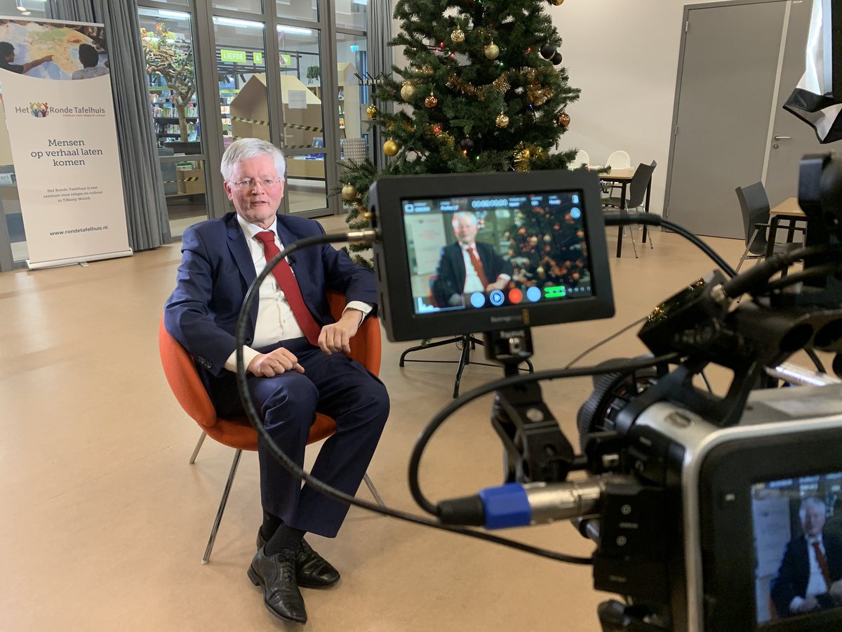 DavevanOpdorp's tweet photo. De kersttoespraak van onze burgervader @TheoWeterings is deze keer gehouden @RondeTafelhuis @gemeentetilburg Volgende week online https://t.co/WyjCwjS9CQ