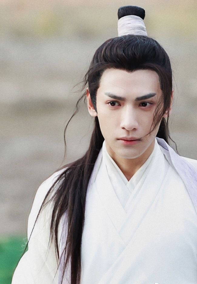 Okay, like we say in my country “what’s promised is a debt”, so here it is, tgcf live action dream cast. Luo Yunxi as Xie Lian: