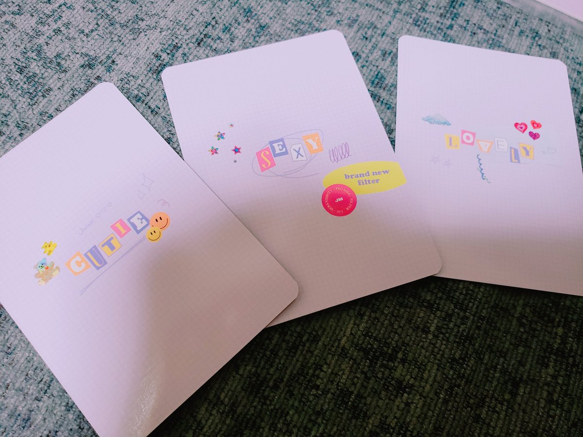 yukko3ks's tweet photo. @adelio_bts님
@BTS_jpgo_cosmos 様

遅くなりましたが、受け取りました‼️
本当にステキなジミンをありがとうございます💕

CUTIE😊SEXY🌟LOVELY💗なジミンの写真がいっぱい詰まったフォトブックとカレンダー✨
グッ��もセンスがあってステキすぎます😍
감사합니다💜 https://t.co/fnBmoYQF8e