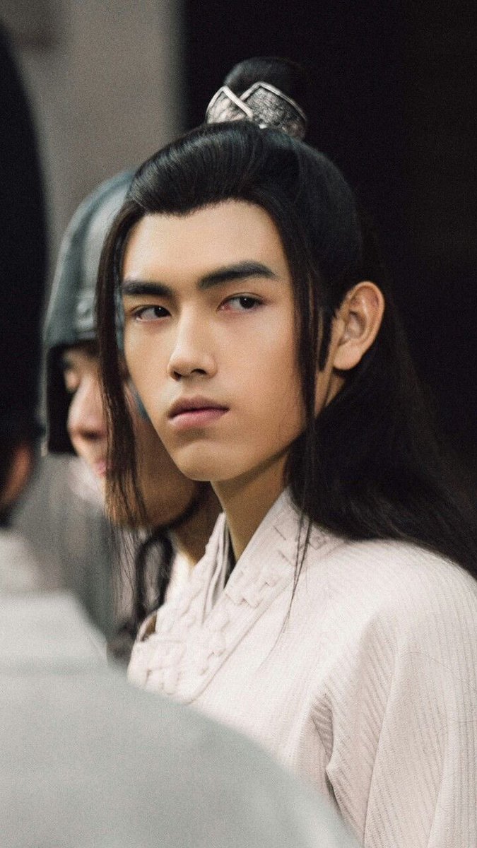 Chen Fei Yu as Feng Xin