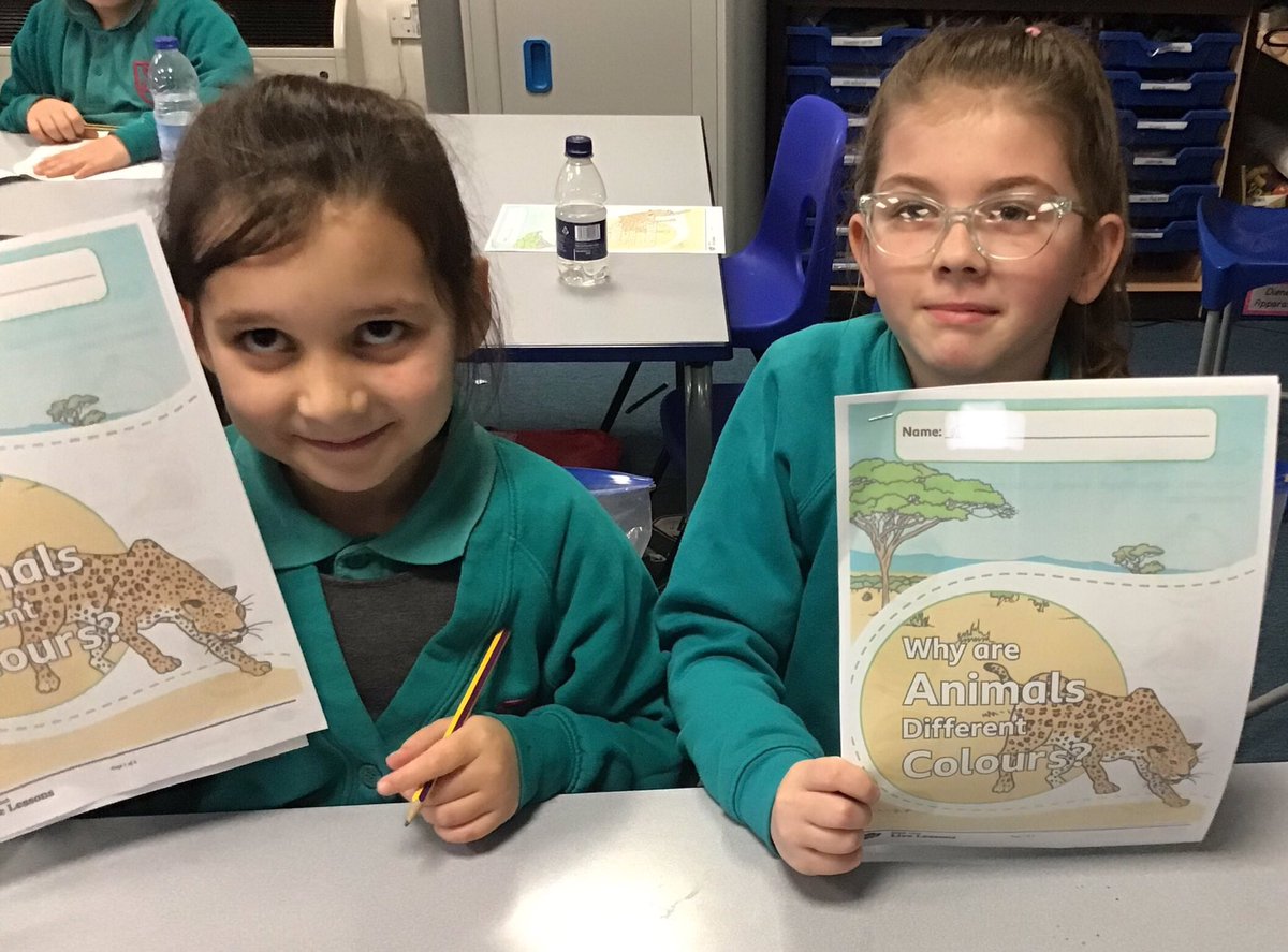 AlbansTeam's tweet photo. St Alban’s Blackburn Year 3’s are very excited to be taking part in the BBC live lesson- Why are animals different colours? @BBCLiveLessons #bbclivelessons 
*permission given for online photos https://t.co/Ny0fDMQBNH