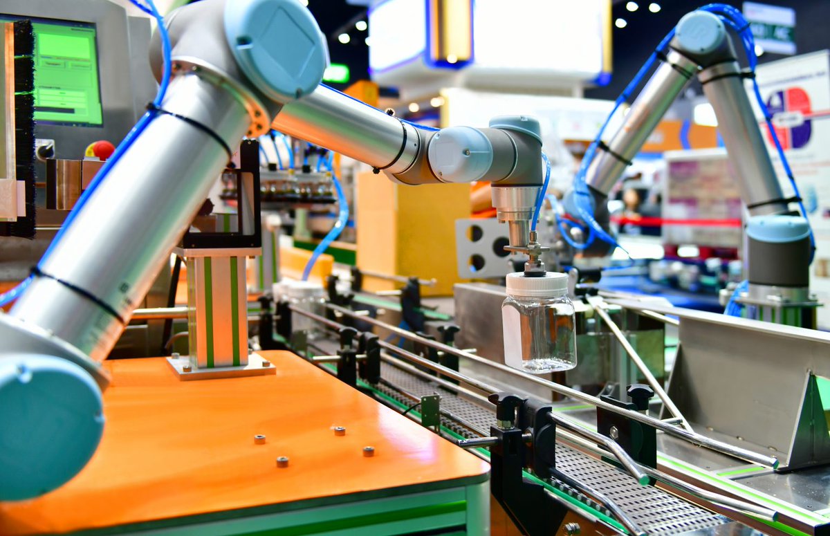 awetechinnolab's tweet photo. Donnerstag + Freitag findet der #EITMSummit2020 statt. Wir sind auch dabei und freuen uns euch unser Robotics as a Service-Projekt vorstellen zu dürfen. https://t.co/hZAlsNQc9p #eitmsummit #summit2020 #boostup #create #accelerate #transform #manufacturingimpact #eitmanufacturing https://t.co/lDAER3n6OK