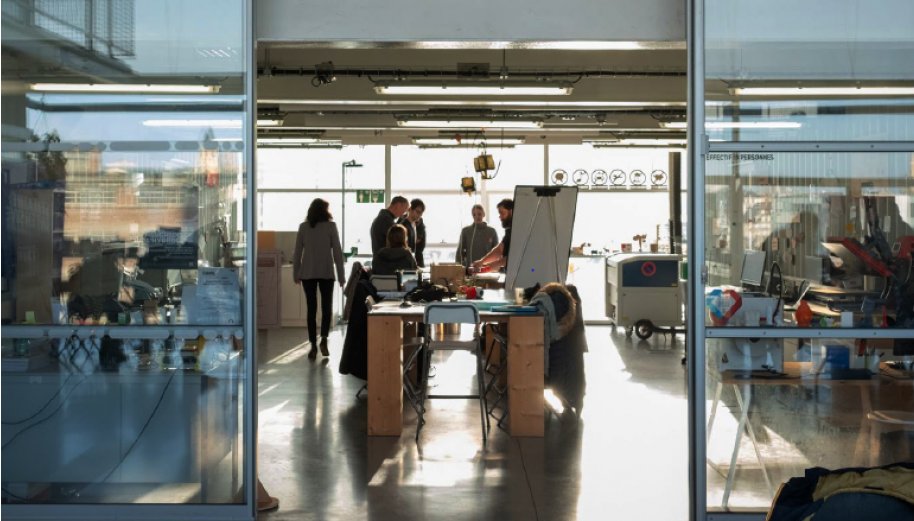 ANCTerritoires's tweet image. Dans les #FabLab on peut prototyper, créer des projets, fabriquer des pièces en 3D.. 🦾🚀
Quel rôle jouent-ils sur les territoires ? Comment les #CollTerr peuvent soutenir ces projets ?
L&apos;ANCT et @frtierslieux vous répondent dans un webinaire !
🗓 9 dec
➡ swll.to/45GXvb