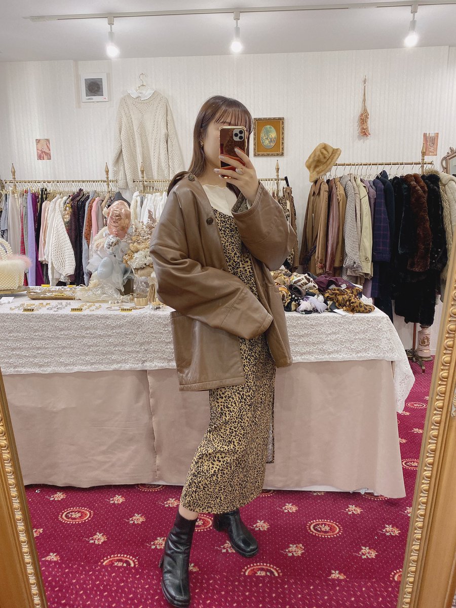 ❤︎
本日もご来店ありがとうございました！

店頭コーデの紹介です🌷
秋冬物沢山入荷しております！
お近くに来た際は
是非お立ち寄りください❤︎

明日も12:00～19:00で
お待ちしております！