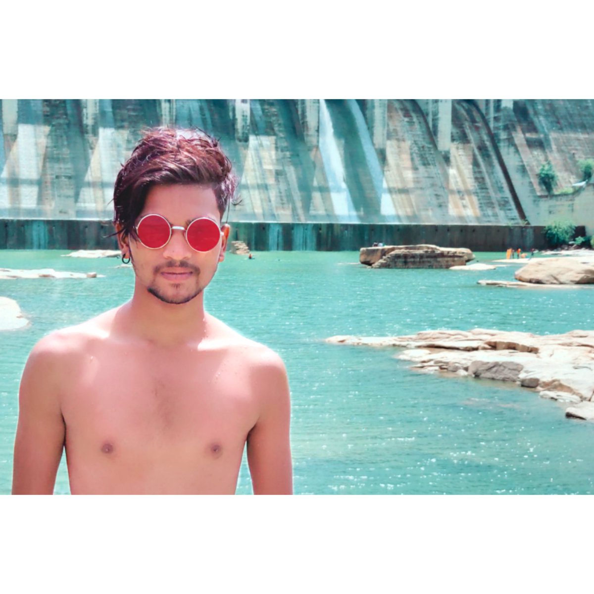LikerBoyShubham's tweet photo. #shubhamjainkolaras #likerboyshubham #shubhamjain #likerboy #heyall https://t.co/vECeCjQkMJ