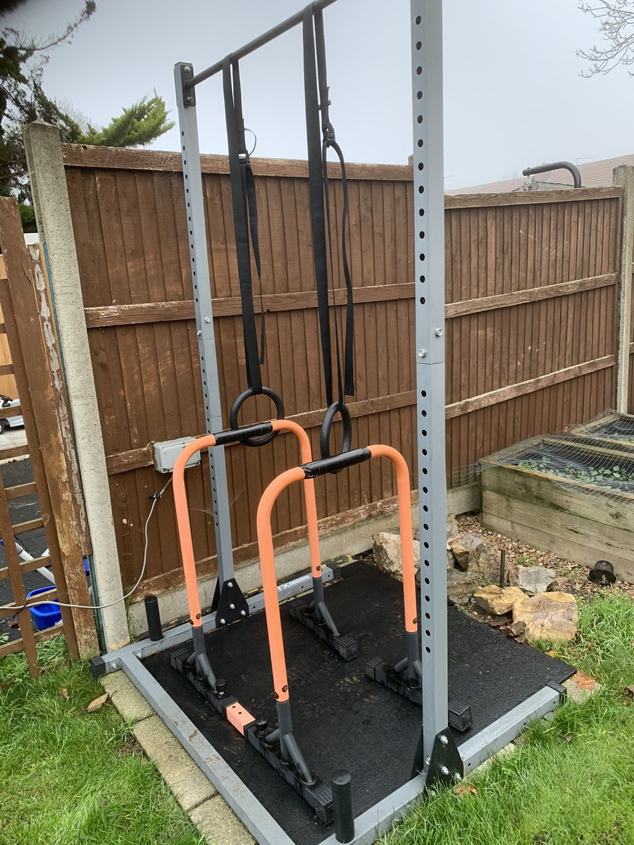 Layered up for a cold damp outdoor session this morning. Good wake up before the first online meeting of the day. Big thx to <a href="/jerryteixeira/">JT | Jerry Teixeira</a> for all his training advise.