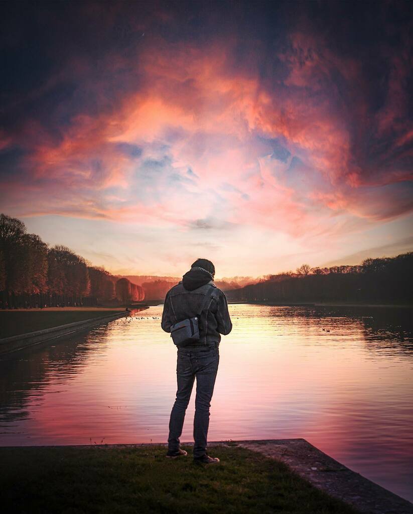 52frames's tweet photo. 💫 Devon Stanton captured his friend taking in a stunning sunset for the
#52frames_nature album. A beautiful and creative shot, @iam_devon!
👏👏👏
🌟Week 48/2020
🌟Theme: Nature
🌟 Selected by @tamarsb
🌟 Check out the whole album at:
… https://t.co/r1xSvPRj1g https://t.co/lXWGPHKfSa