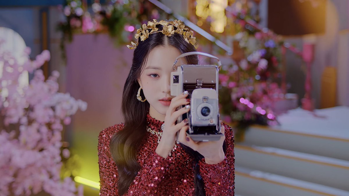 あずぴょん パノラマするウォニョンちゃん カメラ構えるウォニョンちゃん 万華鏡から見るウォニョンちゃん 花吹雪が似合うウォニョンちゃん