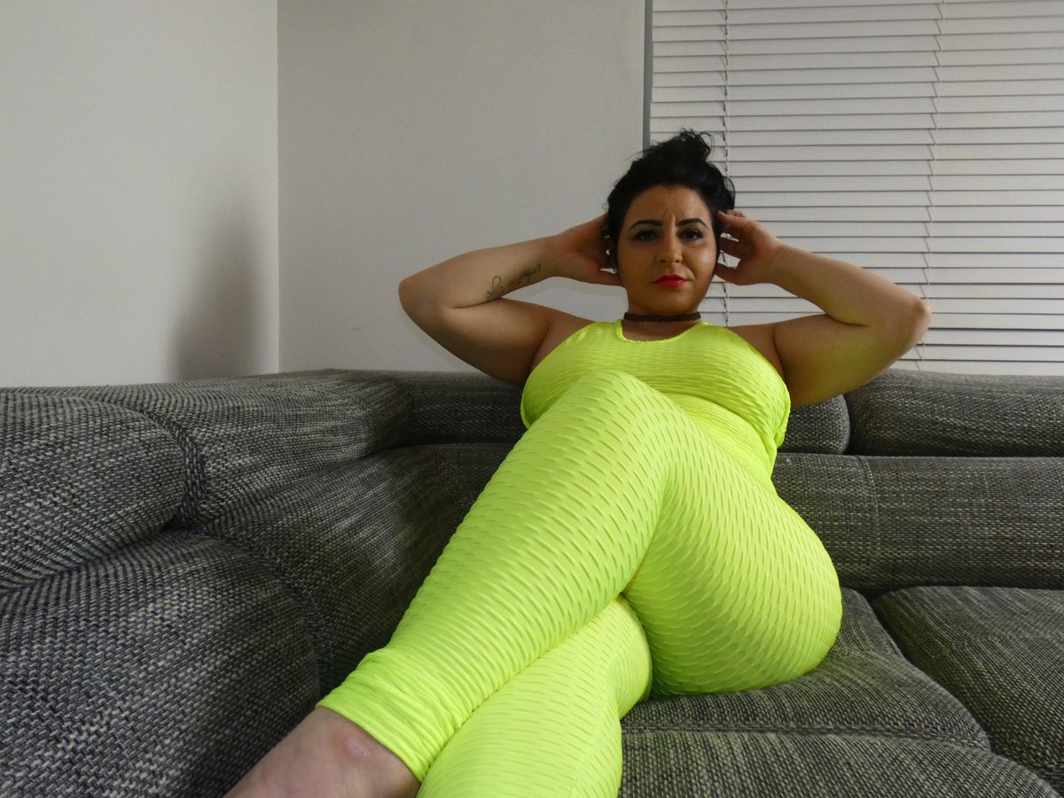 Do you want to spend some time together? 
onlyfans.com/lollyta