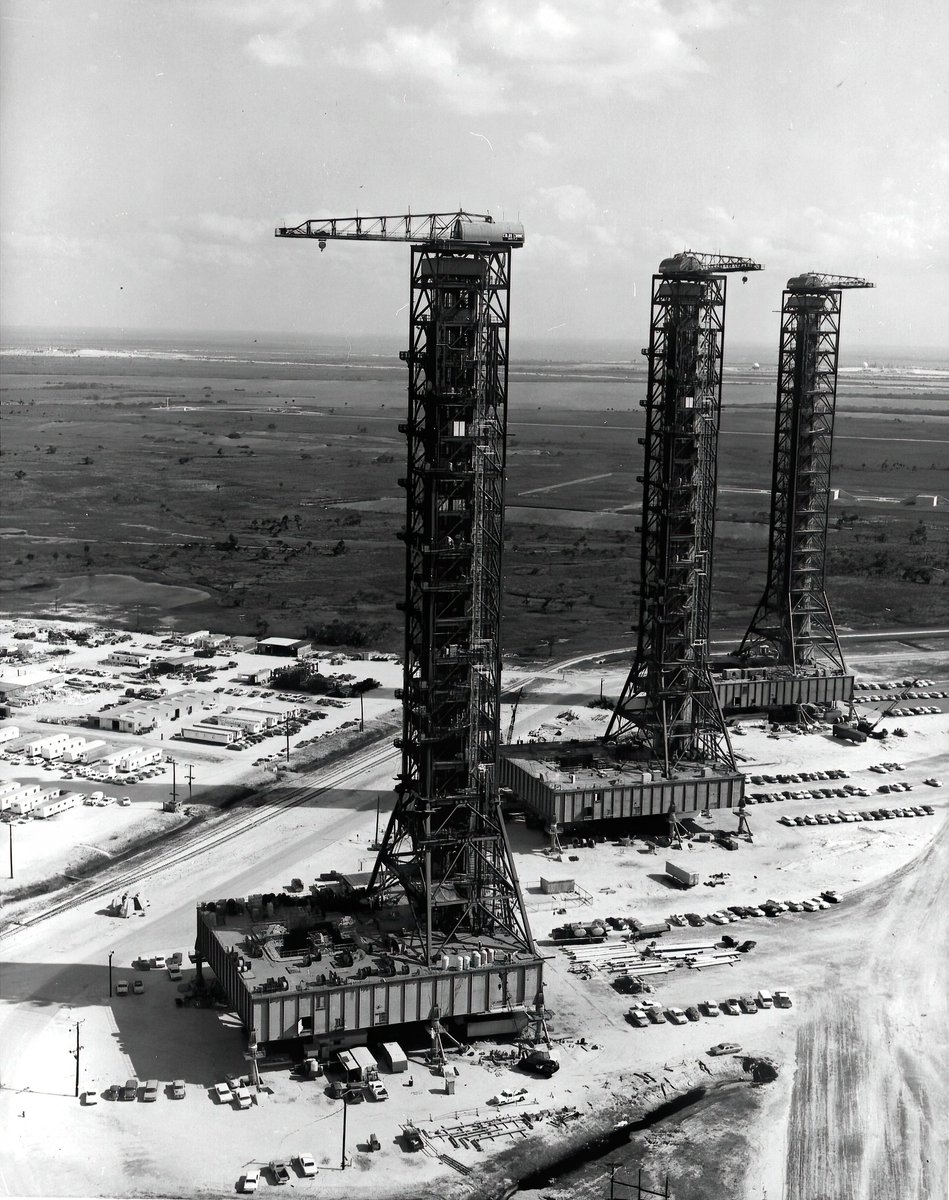 [Thread] Mobile Launch Platforms are some of my favourite pieces of ground support equipment, so here's a closer look at the Saturn V MLPs with some images from the archive.