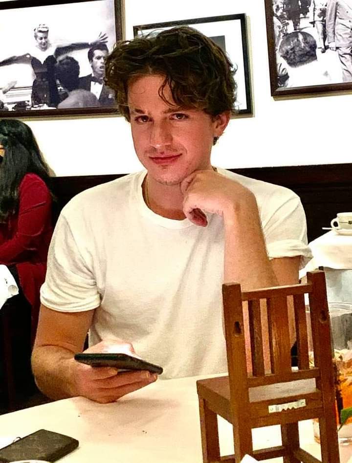 LenaCPF's tweet photo. RT IF YOU AGREE:

#1. Done For Me 
#1. Patient 
#1. Boy
#1. Attention
#1. L.A Girls 
#1. How Long
#1. Somebody Told Me
#1. Slow It Down
#1. Through It All
#1. Change
#1. Empty Cups 
#1. The Way I Am
#1. If You Leave Me Now

CAN'T WAIT FOR 'VOICENOTES 2' @charlieputh #CP3IsComing https://t.co/BuV4MyYnWU