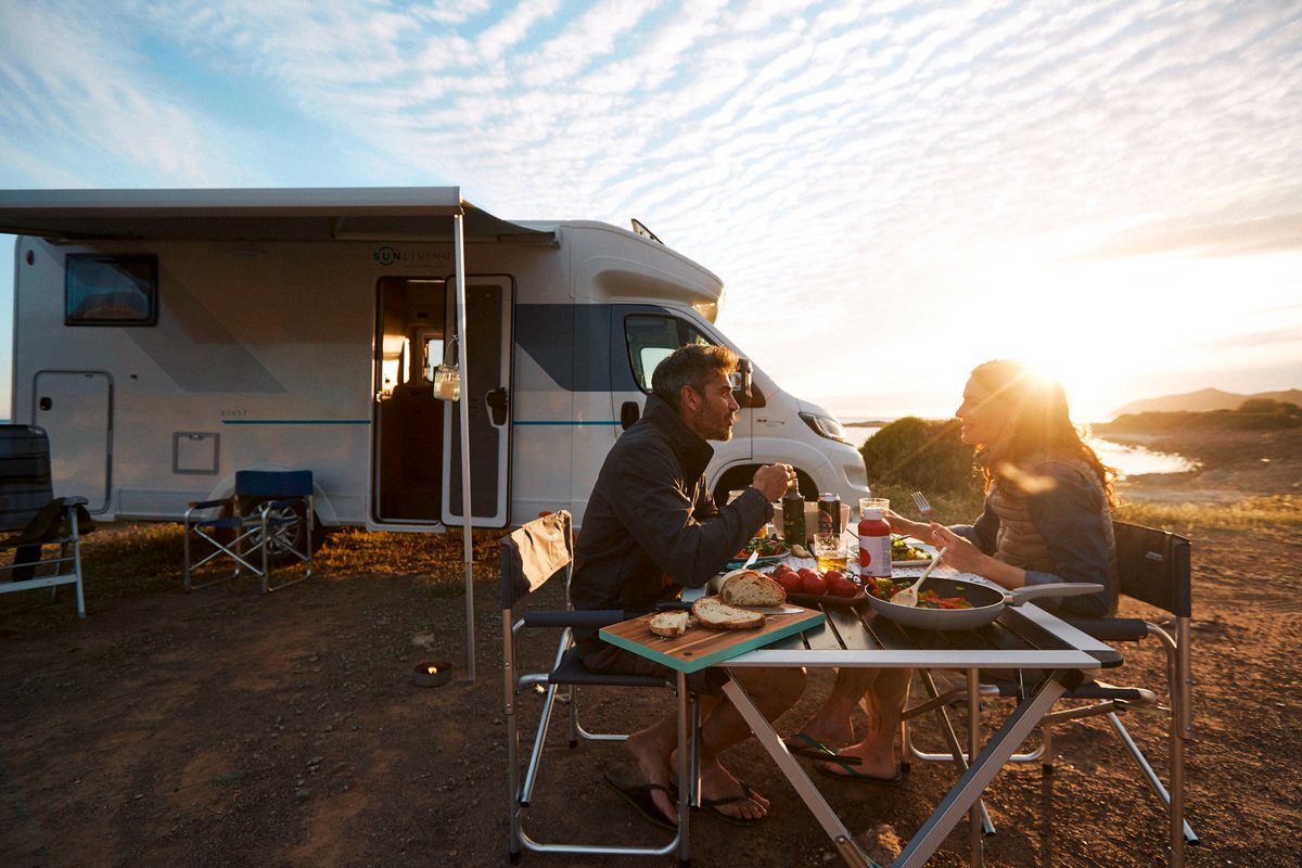 SunLivingUK's tweet photo. Dining Al Fresco in December... with a motorhome this is just one of the endless benefits to camping

https://t.co/DfMG692r0J

#camping #explore #travel #motorhome #vanlife #holiday #staycation #alfresco https://t.co/pSzRtBogmr