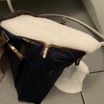 鞄の中で液体せっけんが漏れる…泡だらけで大変なことになってしまった!