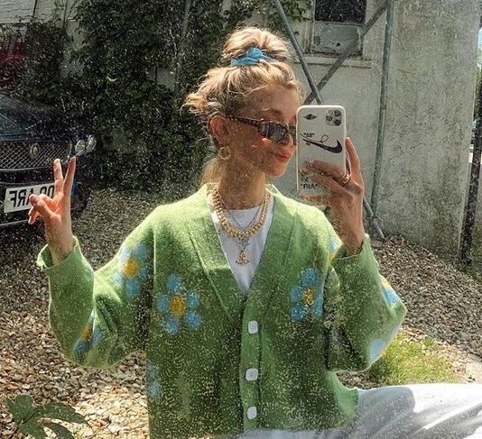 tops that would look good on harry styles! a thread! <3