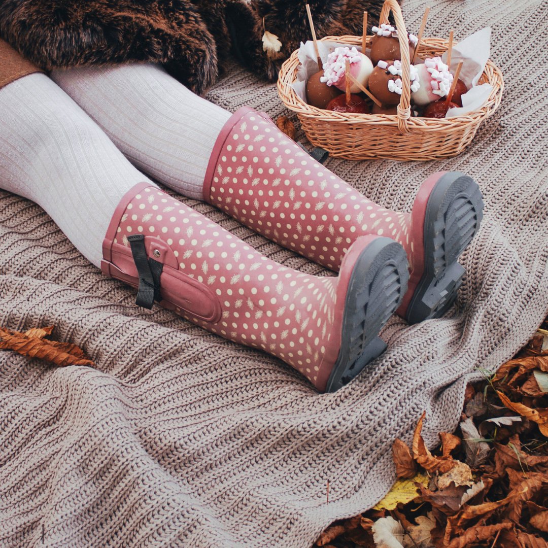 The Wide Welly Company tweet media