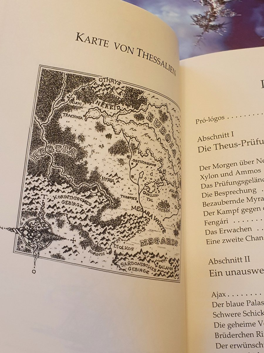 ElementAutor's tweet image. Seht mal, was gerade angekommen ist. Mein erstes Eigenexemplar von #Element 🥰🥰.

Die Leute von #booksondemand haben das Layout wirklich toll umgesetzt, wie ich finde.💖📚

Ich freue mich riesig 😁.

#elemente #bücher #release #fantasy #bücherwurm #lesen #selfpublishing