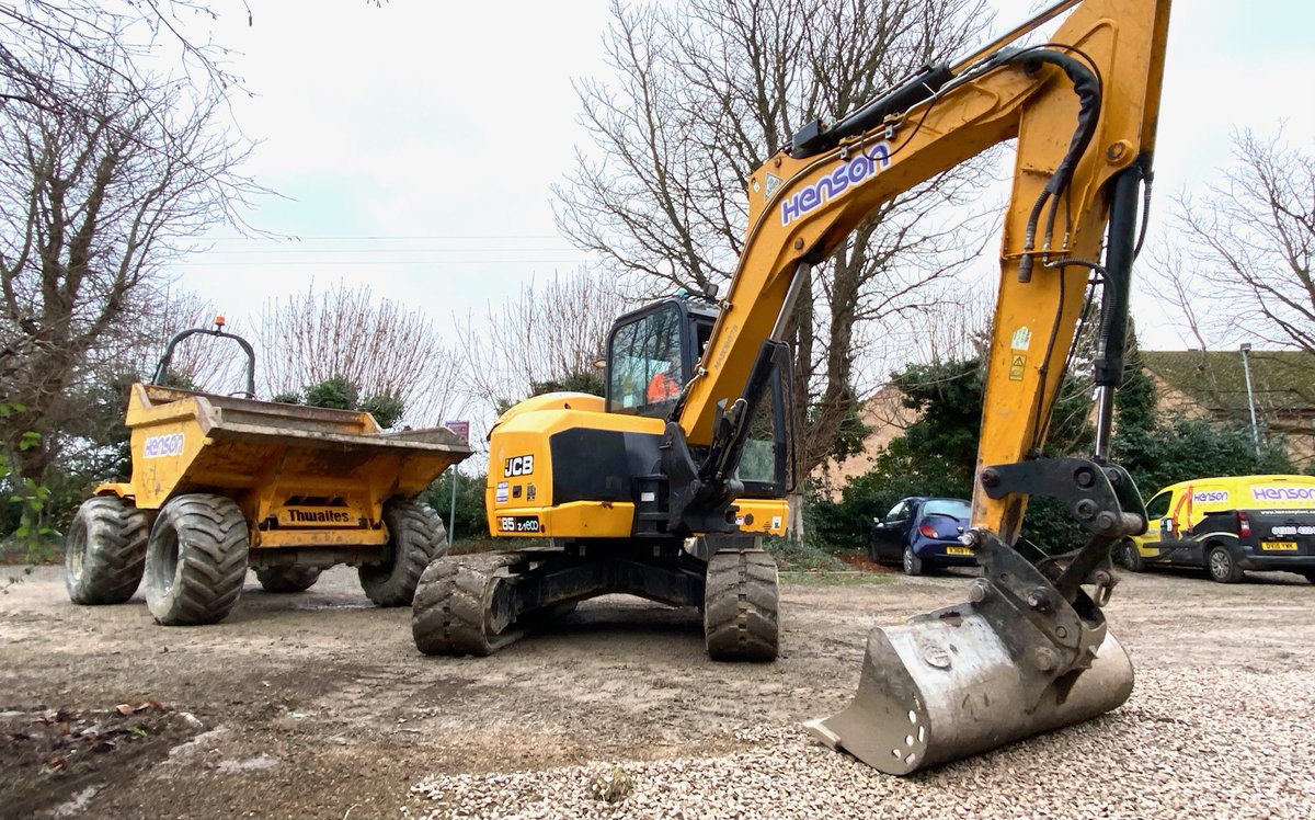 hensonplanthire's tweet photo. Large groundwork projects made EASY with Henson Plant. For more information please call our hire desk on 01386 422411 and our team will be happy to advise you on the best plant option for your project requirements. https://t.co/RFGZxRqJ8f https://t.co/ISXmDocWrm