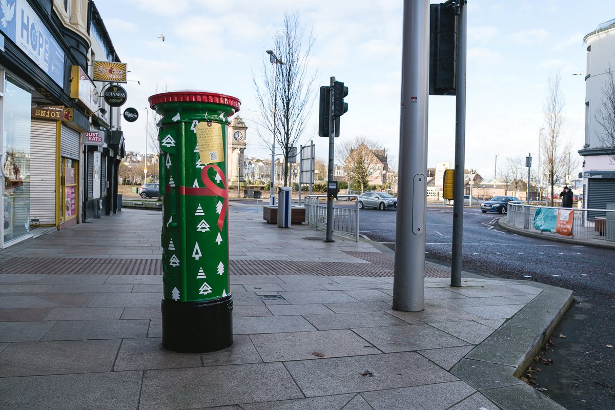 RoyalMail's tweet photo. Our festive postboxes are now live 📮

The four postboxes, located in each UK nation, each contain a QR code linking to a special festive message from Santa. 

Aside from spreading cheer, the postboxes remind people to send their letters, cards and parcels early for Christmas. https://t.co/YpTpfllsTp