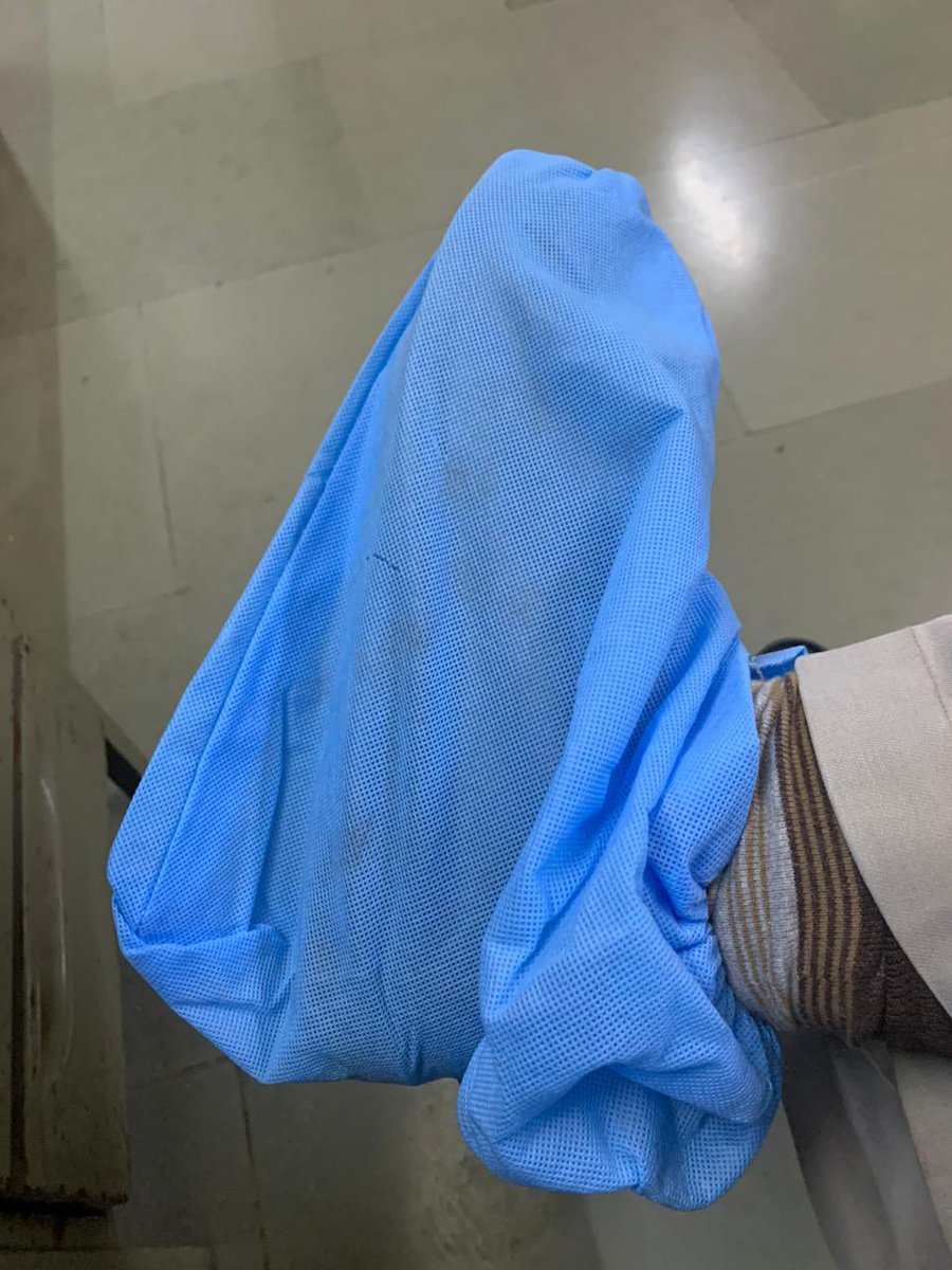 cover barely fits me. I wear shoe size 8. That’s NOT large feet! The only way to get them on is stretch them! I am surprised they don’t tear!