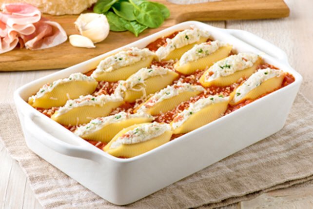 PAULRAVIOLI's tweet photo. Tonight Monday 12/7 on QVC between 4-6:00 NYR cooking Homemade Stuffed Shells...Classico Cheese, Spinach and Four Cheese. https://t.co/9PwrAw6zIW