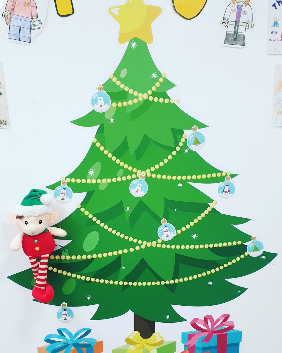 A special delivery arrived at Queens Childrens Emergency Department today.Elbert the Elf has arrived to spread some cheer
🎅🎄⛄ #elfontheshelf #queenschildrensemergencydepartment #playmatters #christmas <a href="/PlayinNHS/">ⓅⓁⒶⓎ ⓈⓅⒺⒸⒾⒶⓁⒾⓈⓉ 🌈💙</a> <a href="/CED_BHRUT/">BHRUT Children’s ED 💙</a>