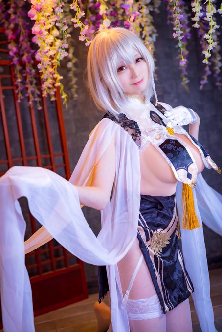 Twitterのコスプレ画像6