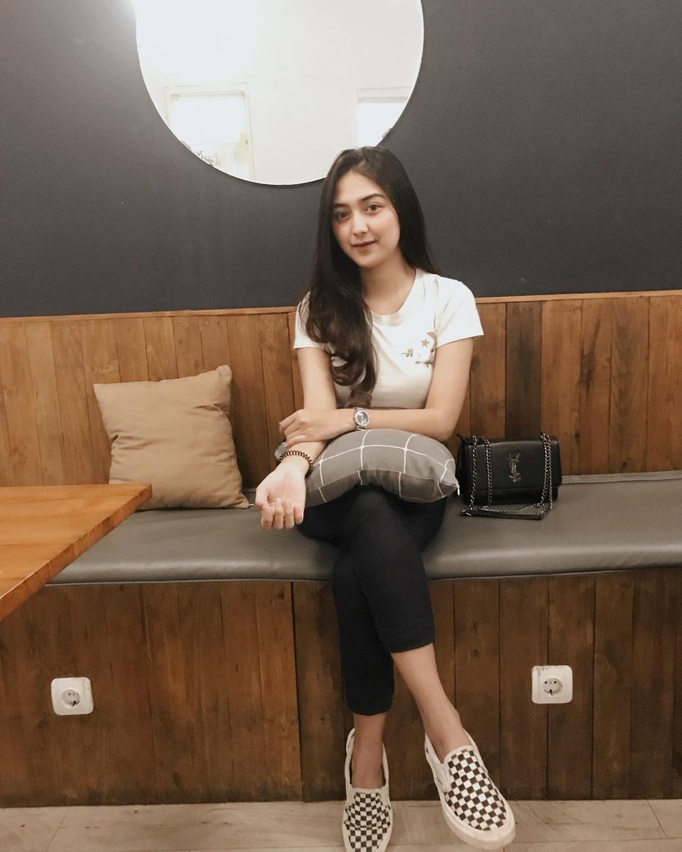 AvlboV's tweet photo. READY LAGII💌🏨

#AvailMalangkota 
#openbomalang 
#angelmalang 
#jilbob 
#mahasiswimalang 
#lendirmalang 
#bomalang 
#RealAngels 
#RealBO 
#wpmalang 
#bisyarmalang https://t.co/WI57EGUq4m