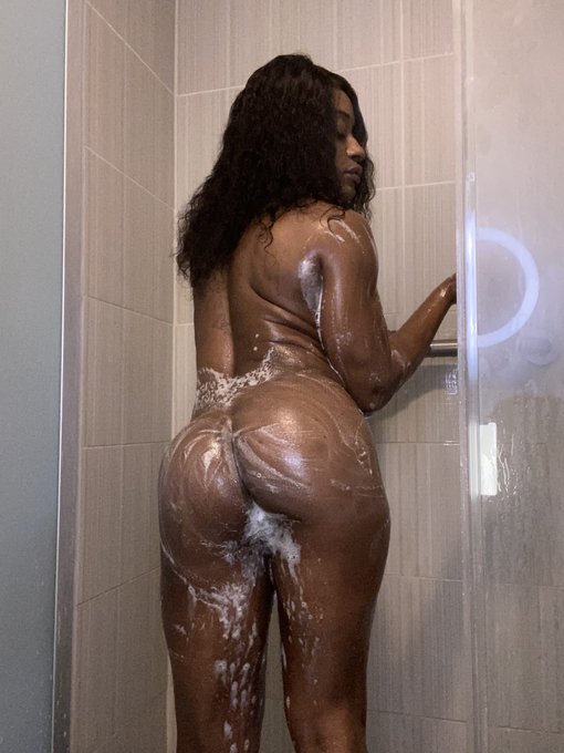 Wash VS Clean  🧼 who can help me with both !!! See more https://t.co/sWvjUL3Ho0  #ebonygoddess #dominatrix<a href="/tag/booty"class="tags"><span>#booty</span></a><a href="/tag/dominatrix"class="tags"><span>#dominatrix</span></a><a href="/tag/ebonygoddess"class="tags"><span>#ebonygoddess</span></a><a href="/tag/showering"class="tags"><span>#showering</span></a>