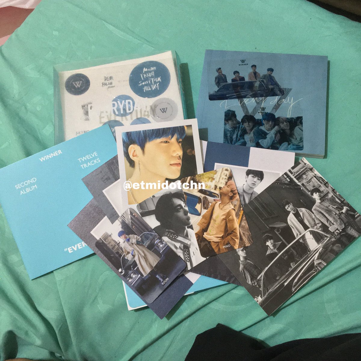 etmidotchn's tweet photo. WTS WINNER EVERYDAY DAY ver
FULLSET
• CD
• Photobook
• lyrics book
• polaroid individu & ot4
• pc jinu, mino, yoon
• polaroid yoon
• sticker mino set
• 2 transparant pc
• poster
IDR 260k
🛒 avail on shopee
details dm me
#icsell #icbuy #winneralbum https://t.co/bQQwwhtyN4