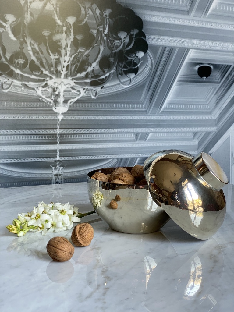airedelsurstore's tweet photo. AIREDELSUR Holidays π€SALTA Onyx Cover Bowl, visit the link in bio!
https://t.co/wNFRIpBzOI
#airedelsurholidays #holidayseason #setyourtable #love #holiday #bowl https://t.co/sMRLXJNGKU