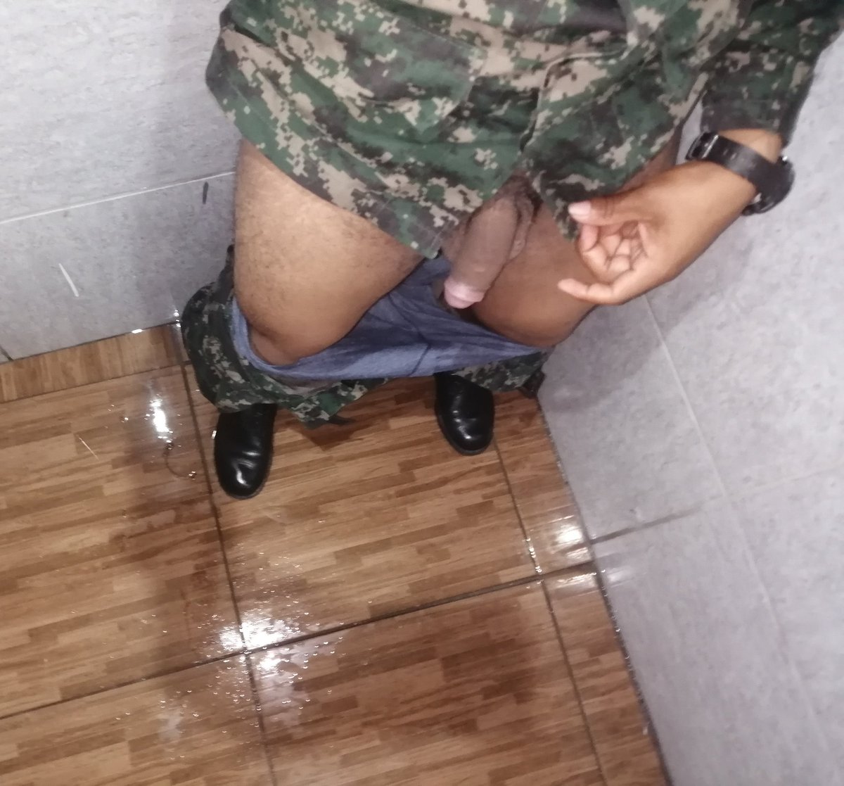 Aviatarhop's tweet photo. Alguien que la despierte https://t.co/I1vPDHXx3c